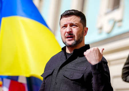 «Фашист с гранатой»: Кобяков резко высказался о «сумасшедшем» Зеленском