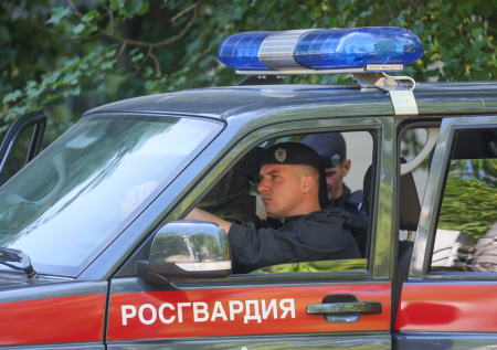 Дебошир с топором ранил прохожего на юго-западе Москвы