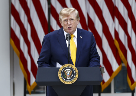 Трамп неожиданно высказался о визите главы ЦРУ в Москву