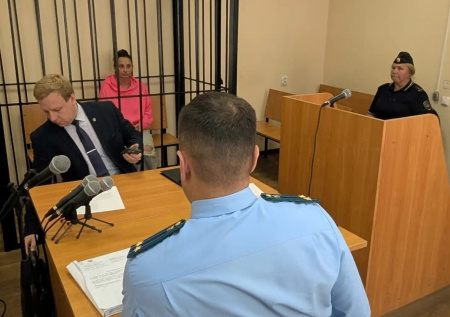 Россиянка оформила фиктивный брак с участником СВО и попала под суд