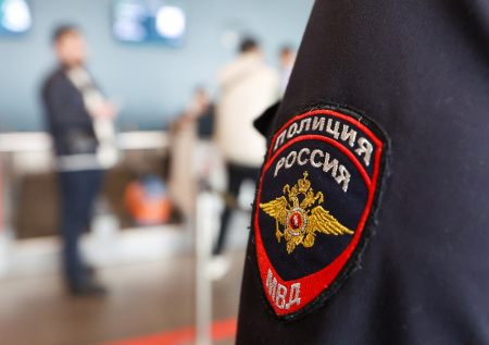 В Новосибирске мигранту закрыли въезд в Россию из-за фиктивной прописки