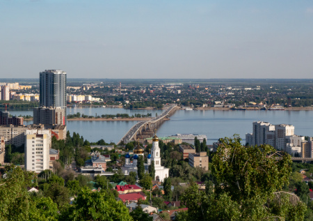 Жителей Саратова переполошили вспышки в небе при атаке БПЛА