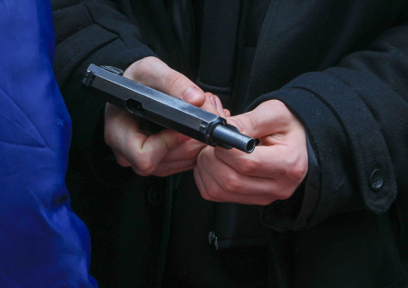 Двое мужчин попали под пули у ресторана в элитном поселке Подмосковья