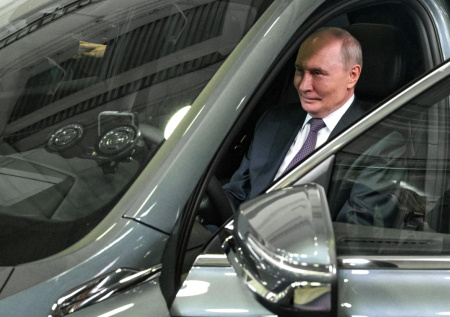 Путин лично оценил новый отечественный автомобиль