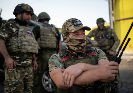 ВС России поразили логистический центр с западными военными грузами