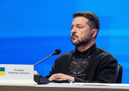 «Щедро платим»: в ФРГ назвали самого коррумпированного президента в мире