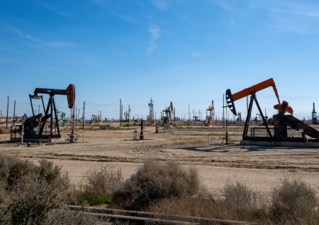 Запасы нефти США опустились до уровня начала 1980-х годов