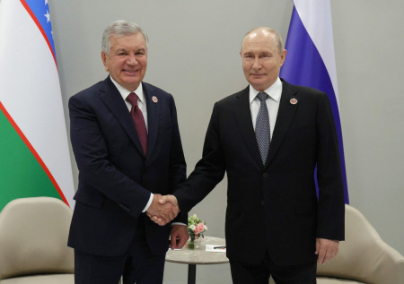 Стало известно, какие вопросы обсуждали Путин и Мирзиеев