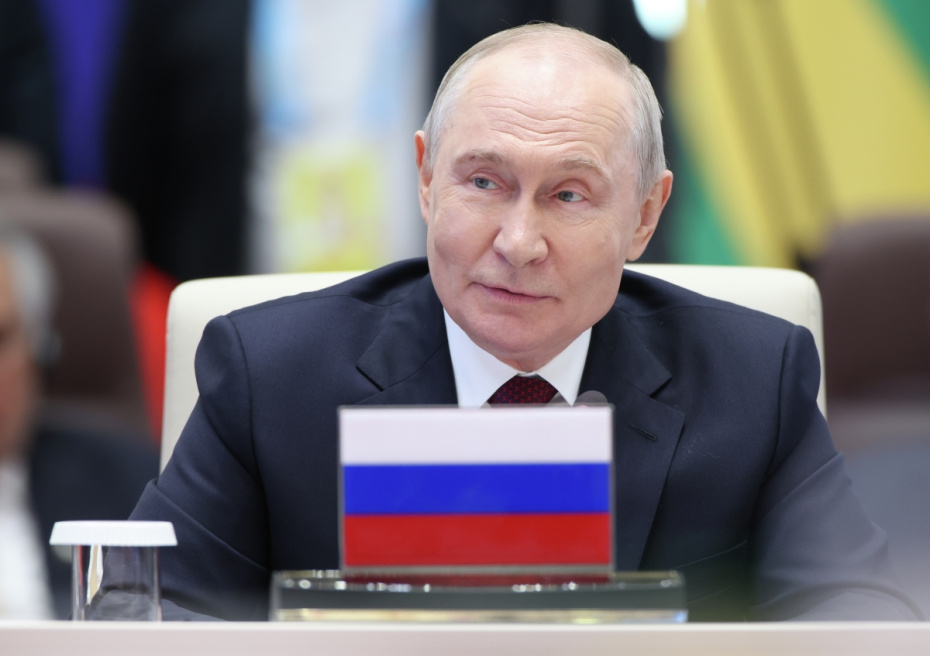 Владимир Путин на заседании ШОС в Бишкеке