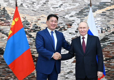 Путин провел встречу с президентом Монголии