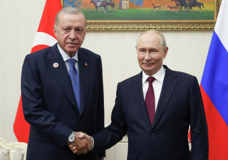 Путин встретился с Эрдоганом на саммите ШОС в Бишкеке