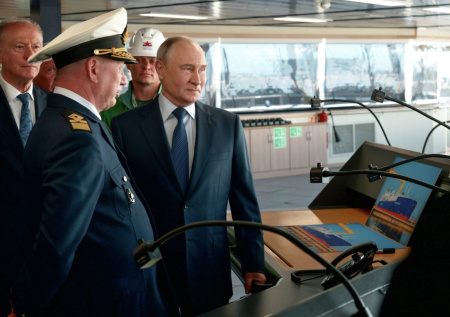 Путин высказался о технологичности танкера-газовоза «Петр Столыпин»