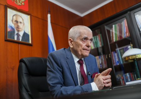 Онищенко оценил эффективность локдаунов во время пандемии