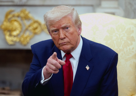 Трамп показал новую карту Ирана в необычном виде