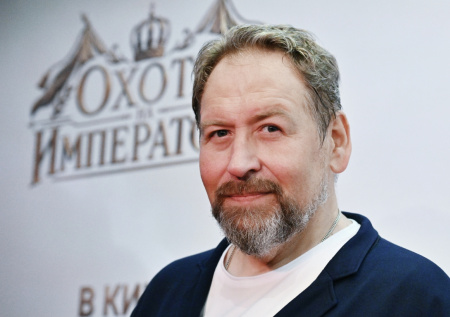 «Поставила ультиматум»: Дужников о поступлении дочери в театральное училище