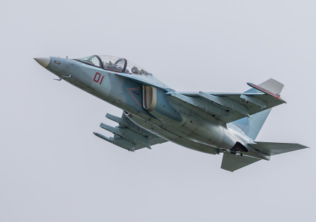 Як-130М и Су-57 прибыли на площадку авиакосмического салона в Египте