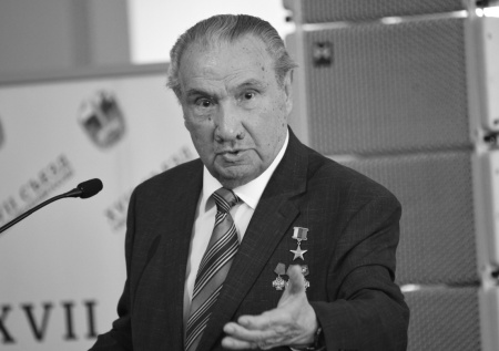 Герой труда и классик адыгейской литературы скончался в 96 лет