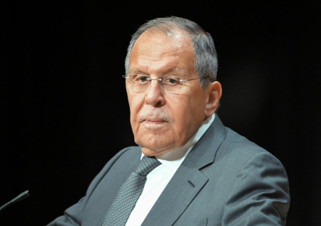 Лавров обвинил Запад в грабеже активов и теневого флота