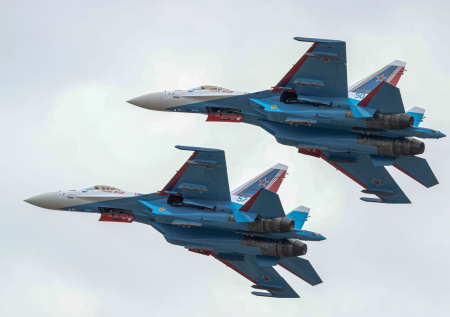 Военкор Котенок сообщил о столкновении двух истребителей Су-35С