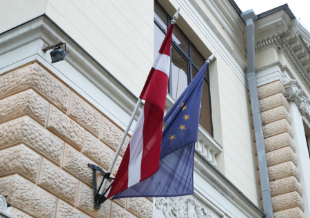 Латвийского министра сняли с должности за пьяную езду