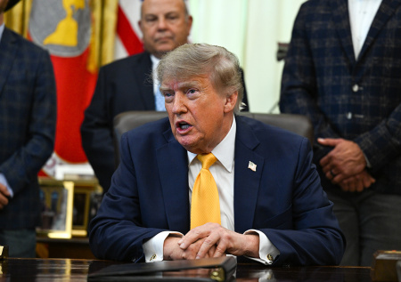Стало известно, как заявление Трампа сказалось на российском рынке акций