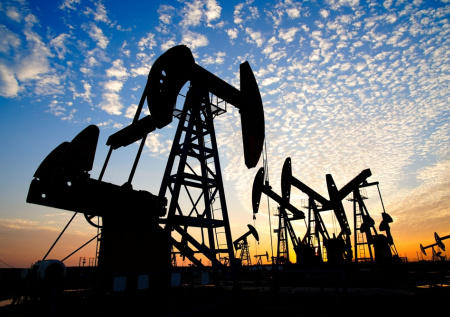Стратегический резерв нефти США упал до минимума с 1982 года