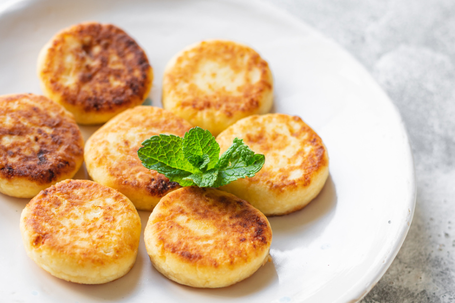 Пышные сырники с манкой