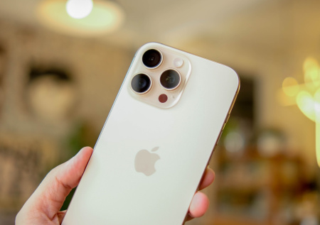 Эксперт раскрыл, может ли новое обновление превратить iPhone в «кирпич»