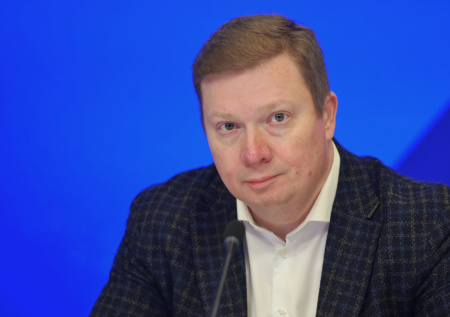 «Киев эту зиму не переживет»: Суслов о финале СВО, Европе и Трампе