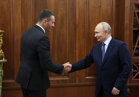Стало известно, что обсуждал Путин с губернатором Хабаровского края