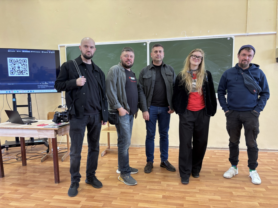 Фотографы Антон Великжанин, Алексей Белкин, Эдуард Корниенко, Павел Волков на фотовыставки «С места событий».