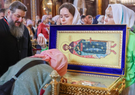 Мощи Спиридона Тримифунтского в Москве: репортаж из храма Христа Спасителя
