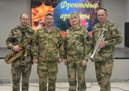 Участник фронтовых агитбригад Росгвардии объяснил смысл концертов на СВО