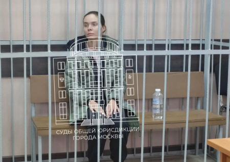 Суд арестовал девушку на Bentley после смертельного ДТП в Москве