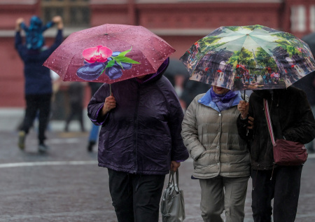 Москвичей предупредили о приближении южного циклона