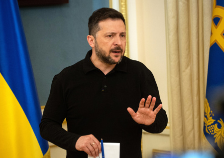Глава ЦРУ провел встречу с Зеленским в аэропорту