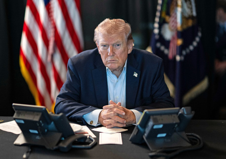 Трамп заявил о готовности воспользоваться «адскими санкциями» против России