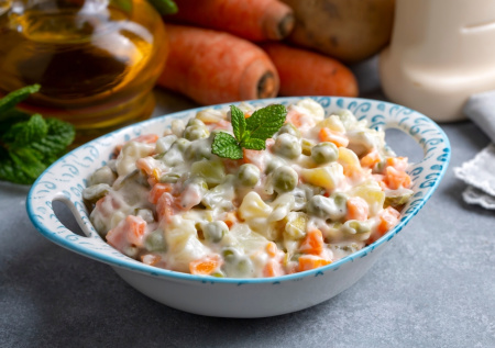 Перечислены продукты к Новому году, которые стоит купить сейчас