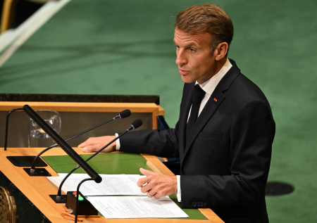 «Позорный спектакль»: Макрон оценил перемирие в секторе Газа