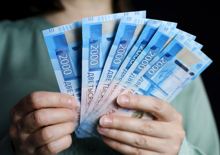 Вклады на год стали популярнее у россиян