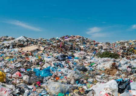 Власти Иркутска отреагировали на обращение о горах мусора на юго-востоке