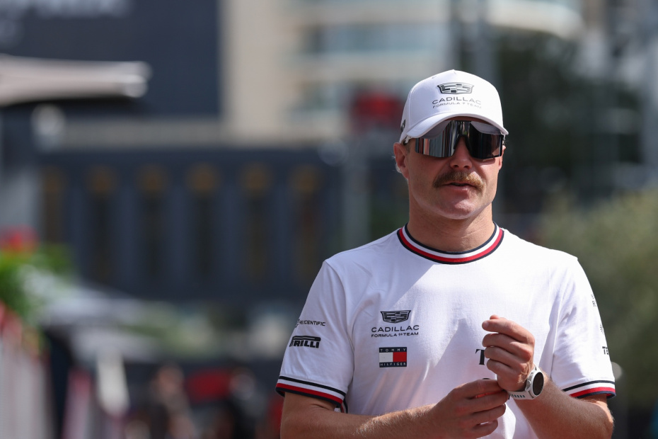 Валтерри Боттас. Автогонщик, выступающий за команду «Кадиллак» (Cadillac F1 Team) в чемпионате мира «Формула-1»