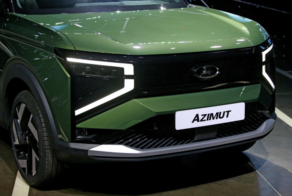 Торжественная церемония запуска серийного производства нового кроссовера Lada Azimut на АвтоВАЗе в Тольятти