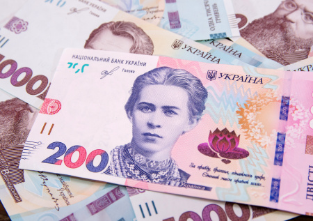 Стало известно, сколько Украина потратит на госдолг в 2027 году