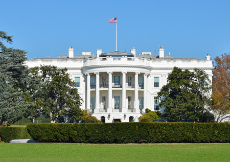 Во Франции предупредили Украину о ненадежности США