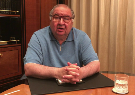 Политолог отреагировал на снятие санкций с Усманова и Фридмана