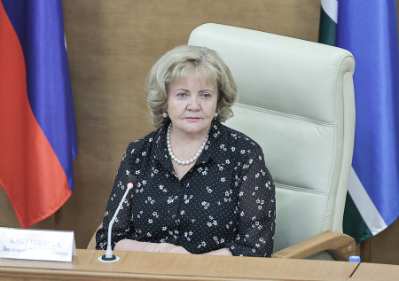 Спикер ЗакСо Бабушкина рассказала об успехах в развитии ядерного сектора