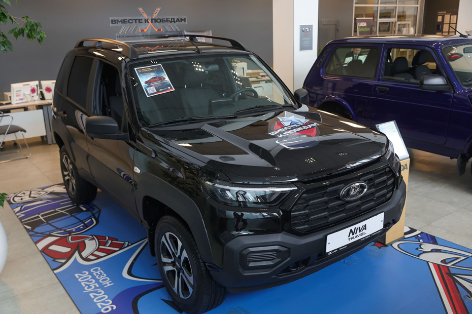 Продажа автомобиля Lada Niva Travel в автосалоне Lada в Москве