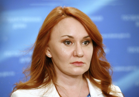 «Женщины — второй сорт?»: депутат об идее защиты традиционных ценностей