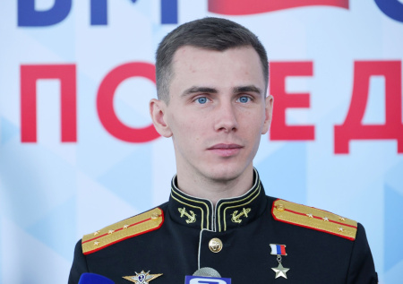 Ветераны СВО, военкор и экс-министр: фото новых депутатов Госдумы IX созыва